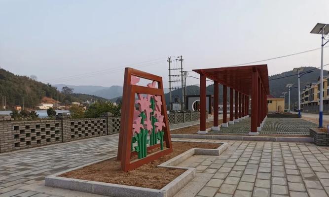 井边种树，提升环境（探讨井边种植的方法和适合种植的树种）