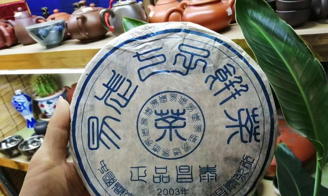 老树茶与古树茶的区别（品味千年历史，探秘茶界秘密）